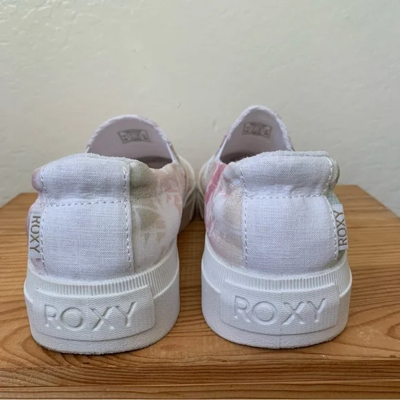 Roxy Rae Slip-On Shoes - Size 7 - Picture 5 of 8